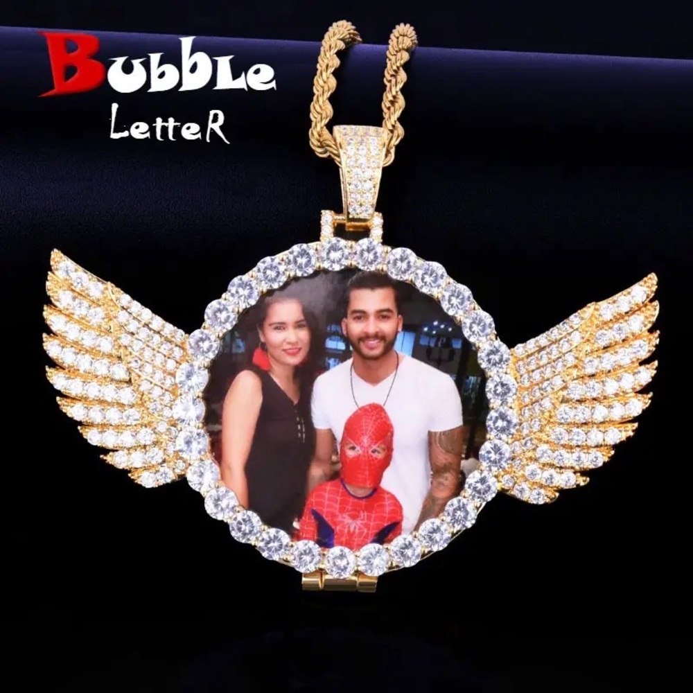 Customize photo chain